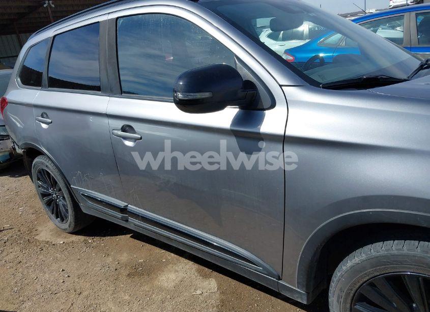 Photo 14 of 2020 Mitsubishi Outlander LE 2.4/SE 2.4/SEL 2.4/SP 2.4 (VIN JA4AD3A34LZ036626)