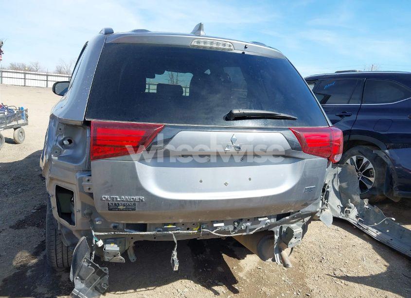 Photo 17 of 2020 Mitsubishi Outlander LE 2.4/SE 2.4/SEL 2.4/SP 2.4 (VIN JA4AD3A34LZ036626)