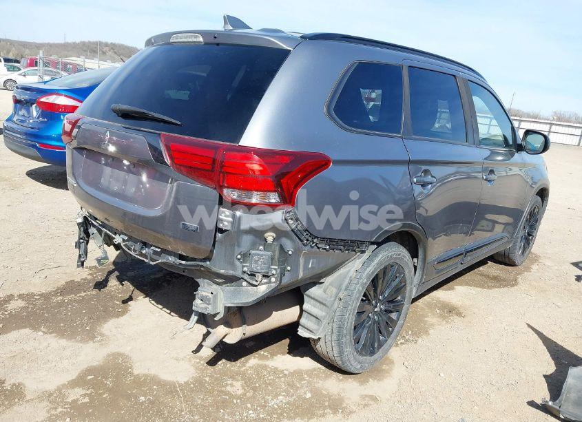 Photo 4 of 2020 Mitsubishi Outlander LE 2.4/SE 2.4/SEL 2.4/SP 2.4 (VIN JA4AD3A34LZ036626)