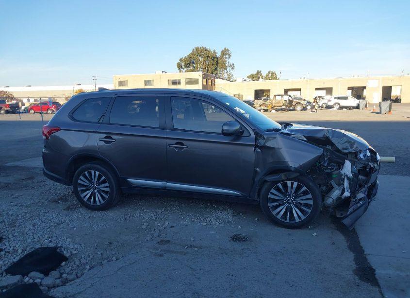 Photo 13 of 2020 Mitsubishi Outlander SE 2.4 (VIN JA4AD3A34LZ039882)