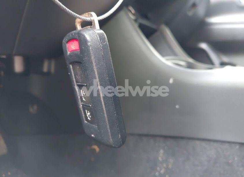 Photo 11 of 2015 Mitsubishi Outlander SE (VIN JA4AD3A35FZ005812)