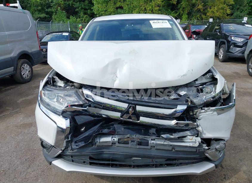 Photo 12 of 2016 Mitsubishi Outlander SE/SEL (VIN JA4AD3A35GZ007125)