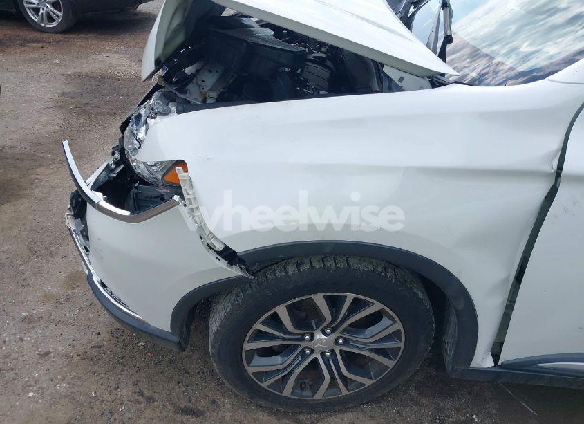 Photo 6 of 2016 Mitsubishi Outlander SE/SEL (VIN JA4AD3A35GZ007125)