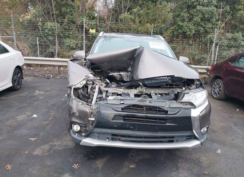 Photo 12 of 2017 Mitsubishi Outlander SE/SEL (VIN JA4AD3A35HZ029515)