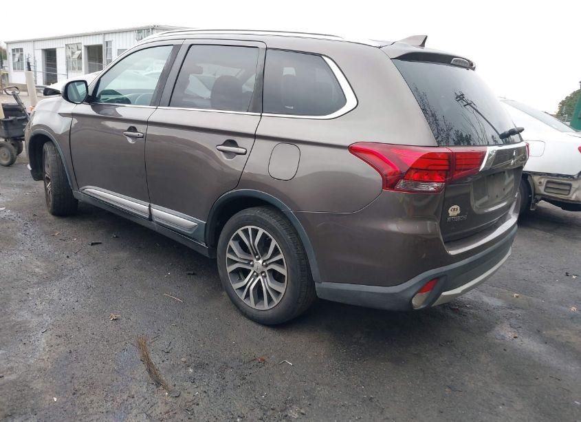Photo 3 of 2017 Mitsubishi Outlander SE/SEL (VIN JA4AD3A35HZ029515)
