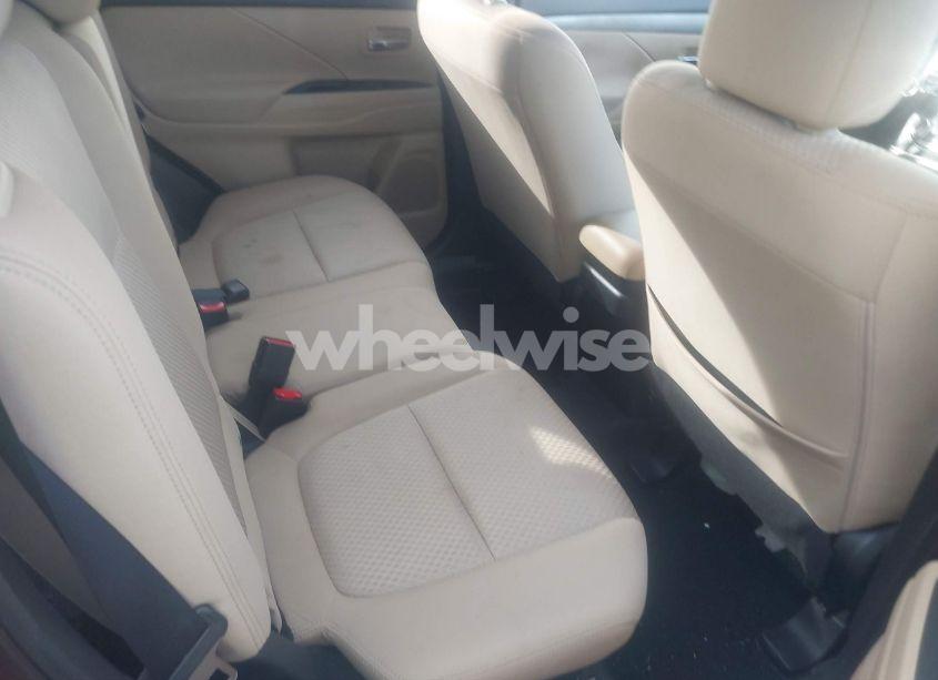 Photo 8 of 2017 Mitsubishi Outlander SE (VIN JA4AD3A35HZ029983)