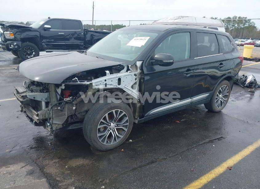 Photo 2 of 2017 Mitsubishi Outlander SE (VIN JA4AD3A35HZ068962)