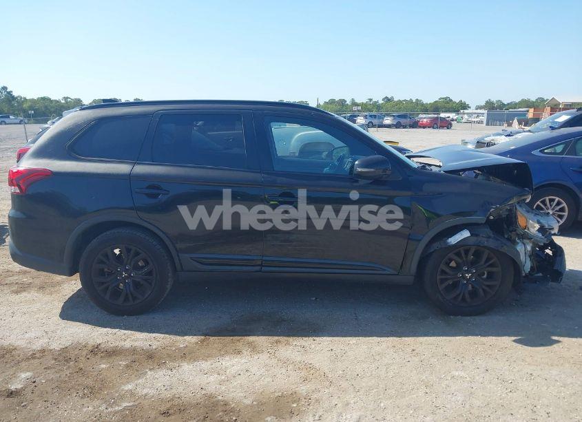 Photo 13 of 2019 Mitsubishi Outlander LE (VIN JA4AD3A35KZ025472)