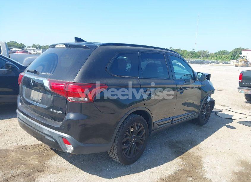 Photo 4 of 2019 Mitsubishi Outlander LE (VIN JA4AD3A35KZ025472)