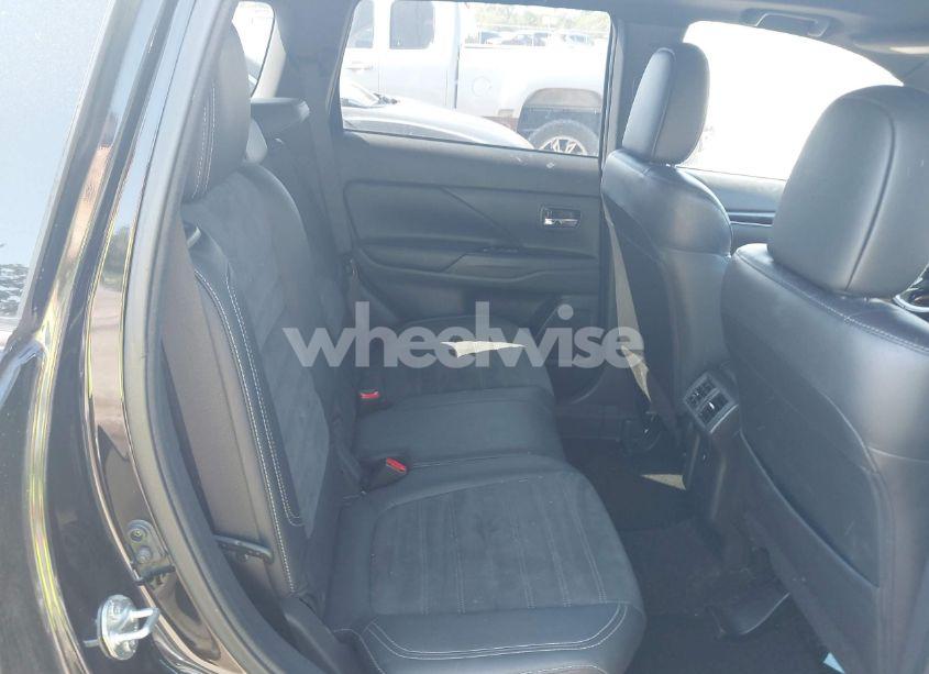 Photo 8 of 2019 Mitsubishi Outlander LE (VIN JA4AD3A35KZ025472)