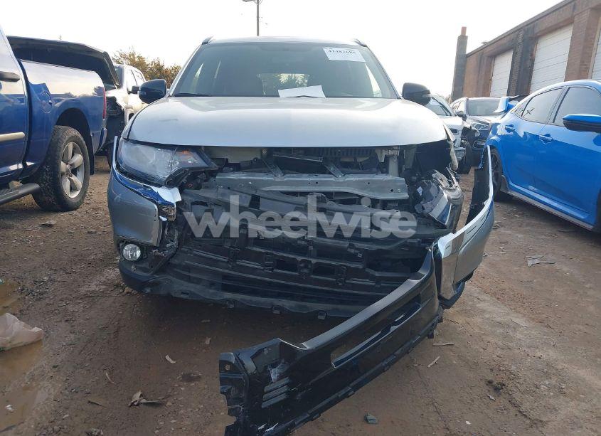 Photo 12 of 2019 Mitsubishi Outlander LE (VIN JA4AD3A35KZ038416)