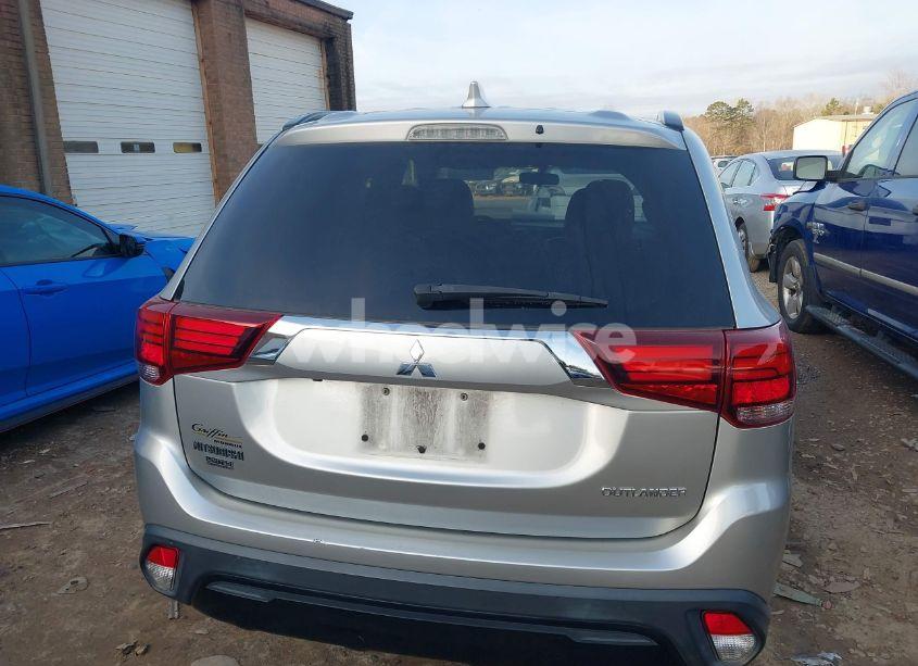 Photo 16 of 2019 Mitsubishi Outlander LE (VIN JA4AD3A35KZ038416)