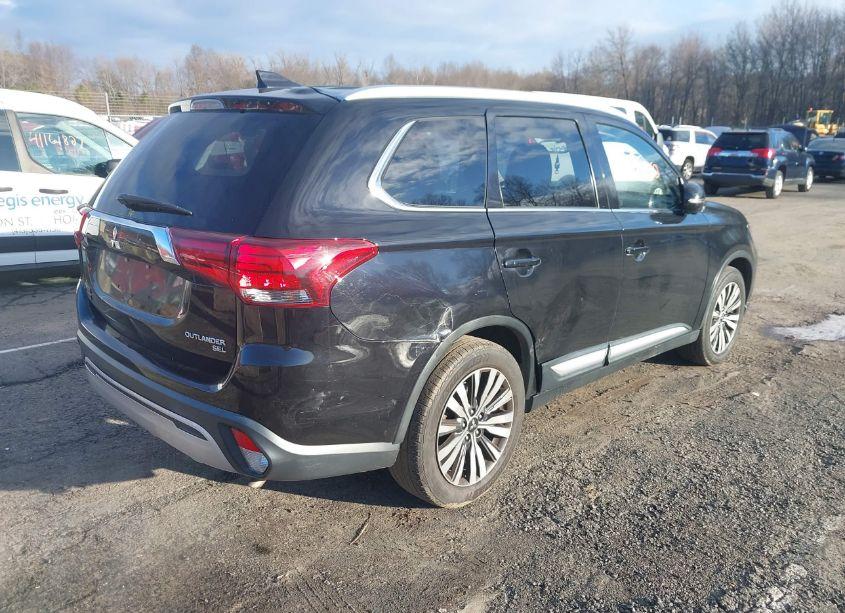 Photo 4 of 2019 Mitsubishi Outlander SEL (VIN JA4AD3A35KZ051280)