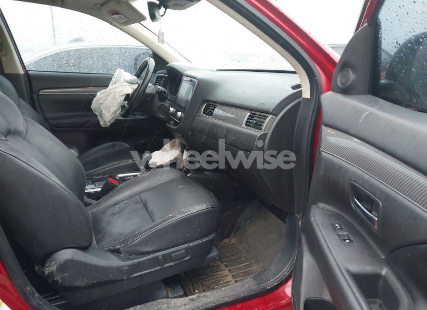 Photo 5 of 2020 Mitsubishi Outlander SE 2.4 (VIN JA4AD3A35LZ019981)