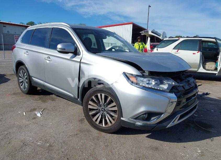 2020 Mitsubishi Outlander SEL 2.4 (VIN JA4AD3A35LZ030088) main photo