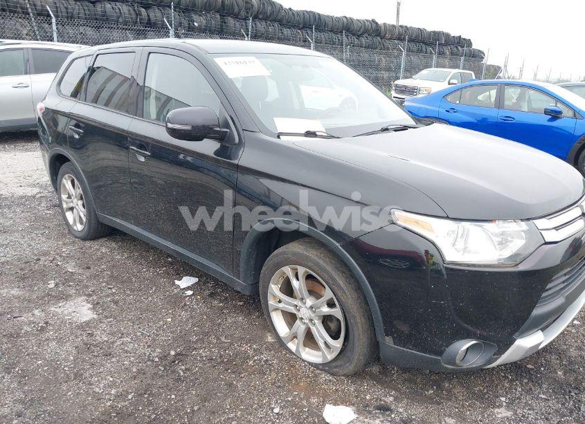 Photo 6 of 2015 Mitsubishi Outlander SE (VIN JA4AD3A36FZ002806)