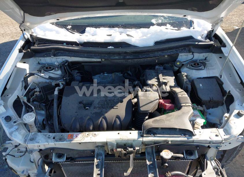 Photo 10 of 2015 Mitsubishi Outlander SE (VIN JA4AD3A36FZ002918)