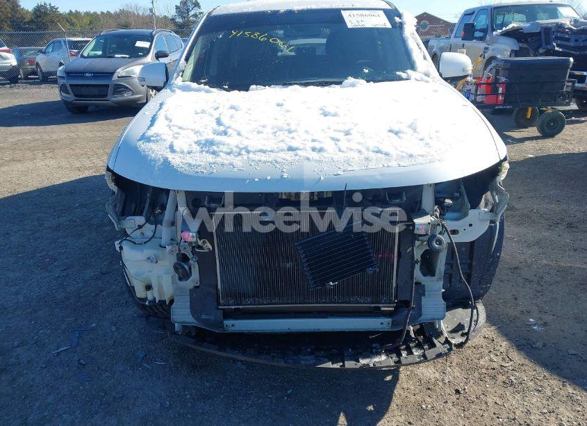 Photo 6 of 2015 Mitsubishi Outlander SE (VIN JA4AD3A36FZ002918)