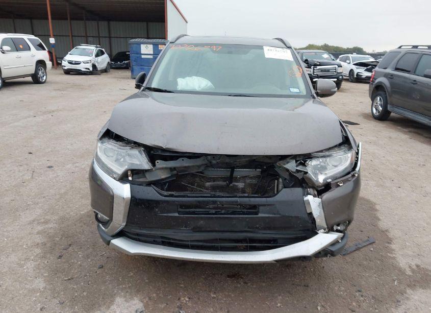 Photo 6 of 2016 Mitsubishi Outlander SEL (VIN JA4AD3A36GZ006825)