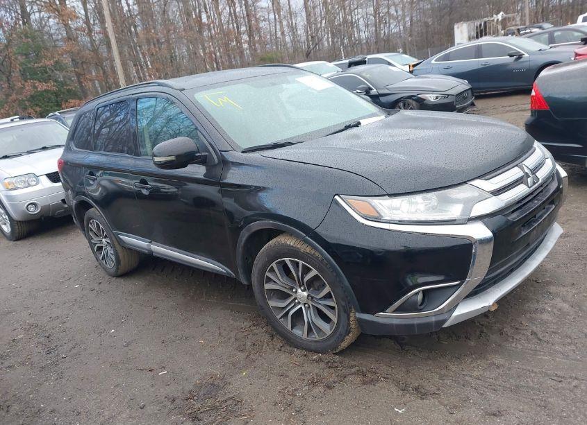 2016 Mitsubishi Outlander SE/SEL (VIN JA4AD3A36GZ010826) main photo