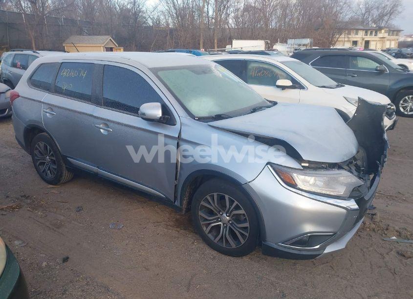 2016 Mitsubishi Outlander SE (VIN JA4AD3A36GZ032941) main photo