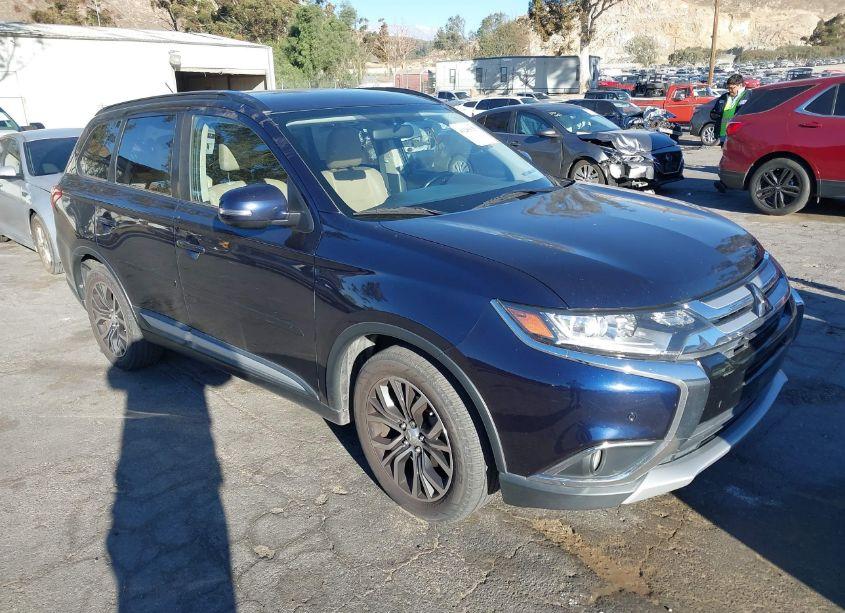 2016 Mitsubishi Outlander SEL (VIN JA4AD3A36GZ062179) main photo