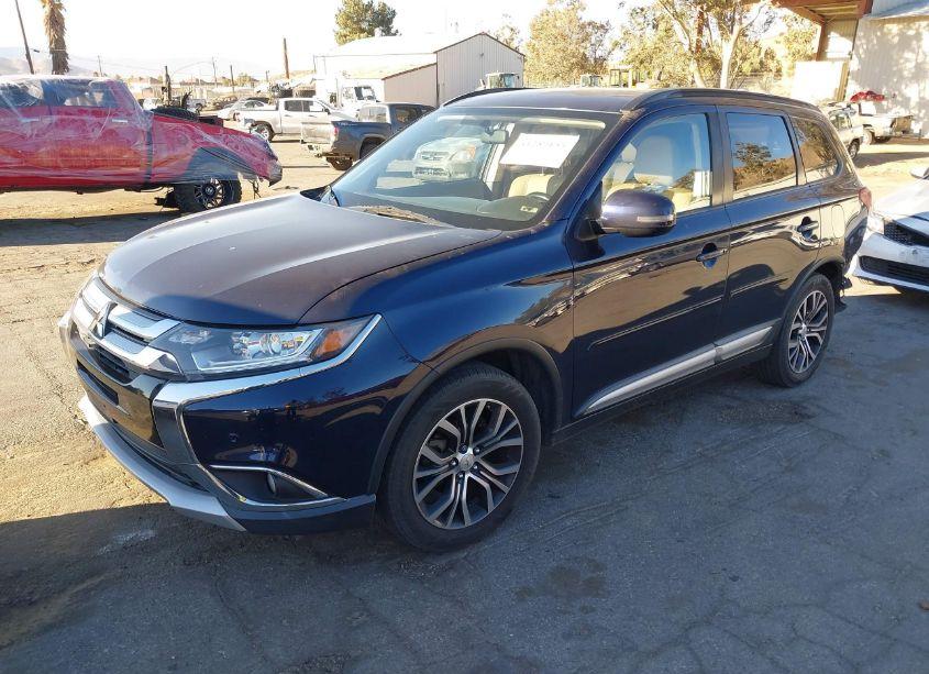 Photo 2 of 2016 Mitsubishi Outlander SEL (VIN JA4AD3A36GZ062179)