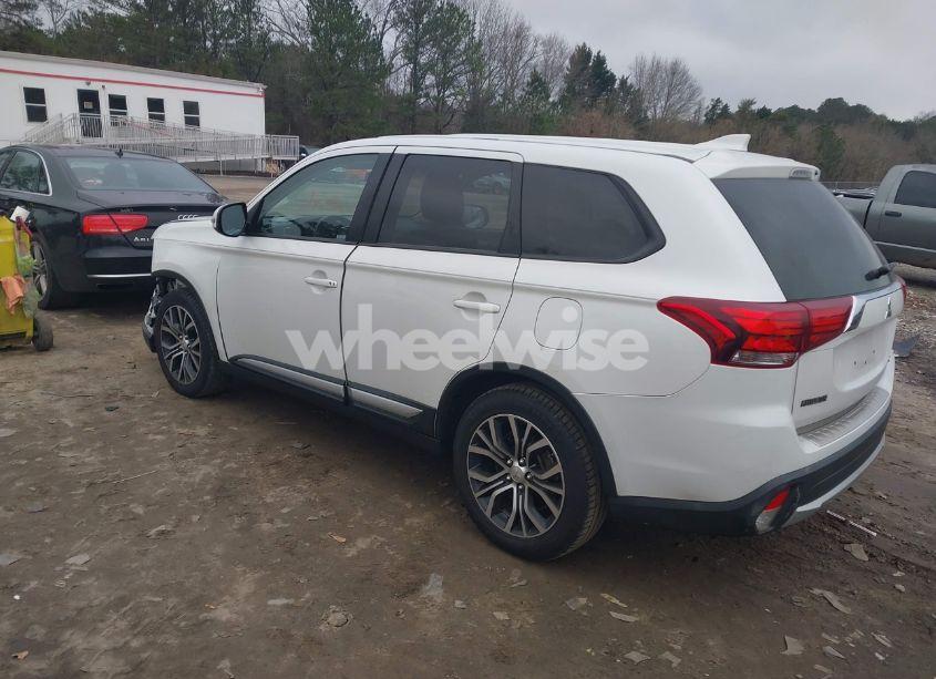 Photo 3 of 2017 Mitsubishi Outlander SE/SEL (VIN JA4AD3A36HZ039163)