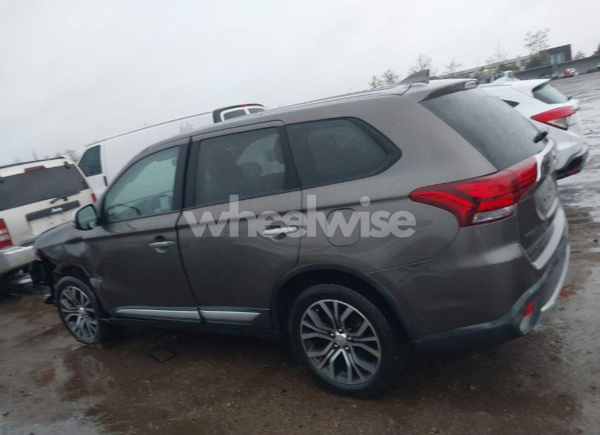 Photo 14 of 2017 Mitsubishi Outlander SE (VIN JA4AD3A36HZ063172)