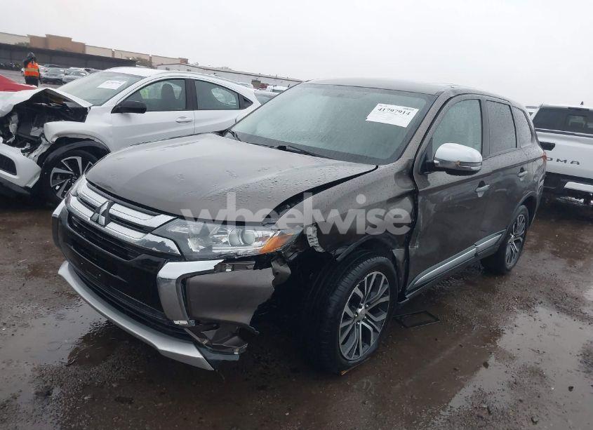 Photo 6 of 2017 Mitsubishi Outlander SE (VIN JA4AD3A36HZ063172)