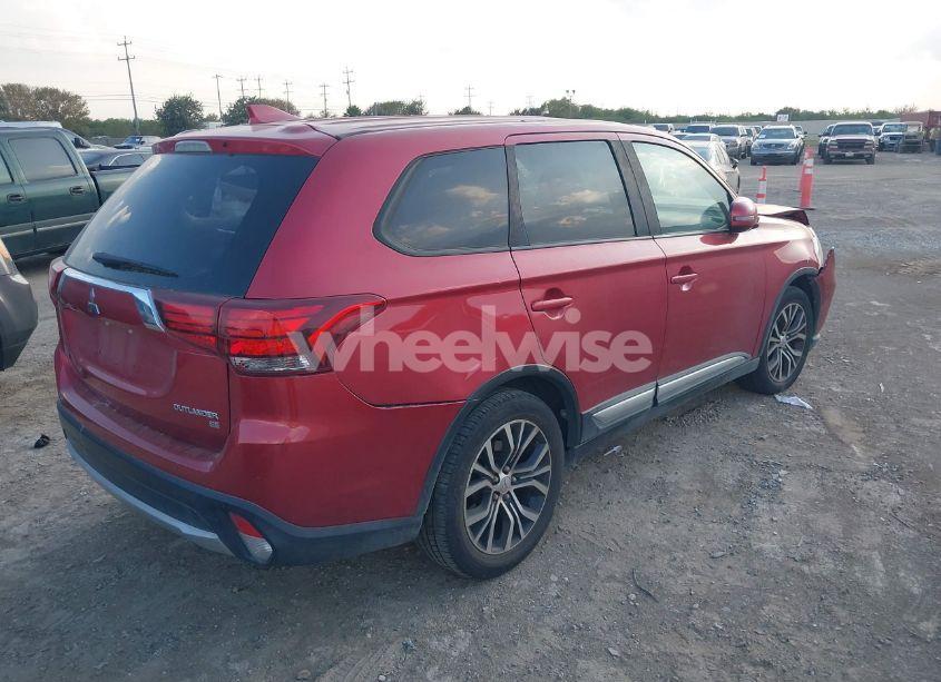 Photo 4 of 2018 Mitsubishi Outlander SE (VIN JA4AD3A36JZ039573)