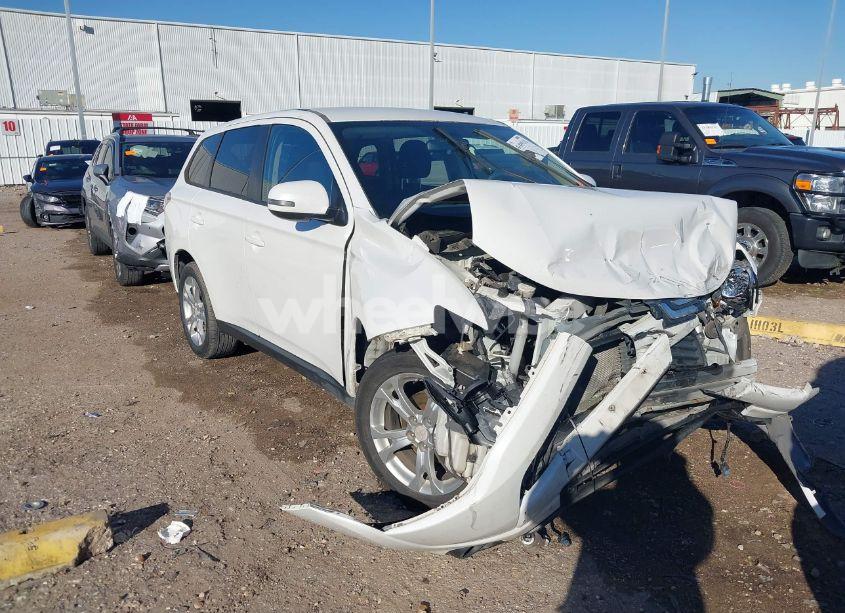 2014 Mitsubishi Outlander SE (VIN JA4AD3A37EZ004868) main photo