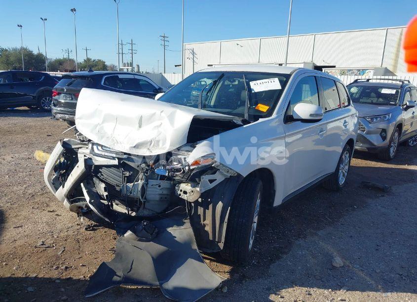 Photo 2 of 2014 Mitsubishi Outlander SE (VIN JA4AD3A37EZ004868)