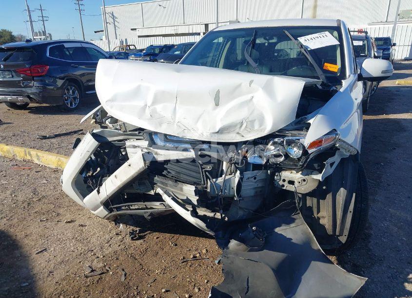 Photo 6 of 2014 Mitsubishi Outlander SE (VIN JA4AD3A37EZ004868)