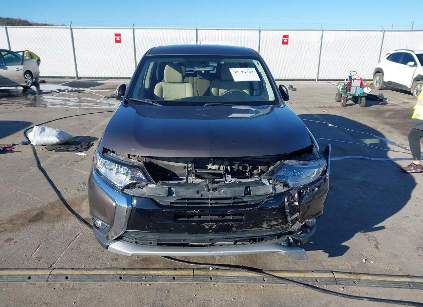 Photo 13 of 2016 Mitsubishi Outlander SE/SEL (VIN JA4AD3A37GZ006123)