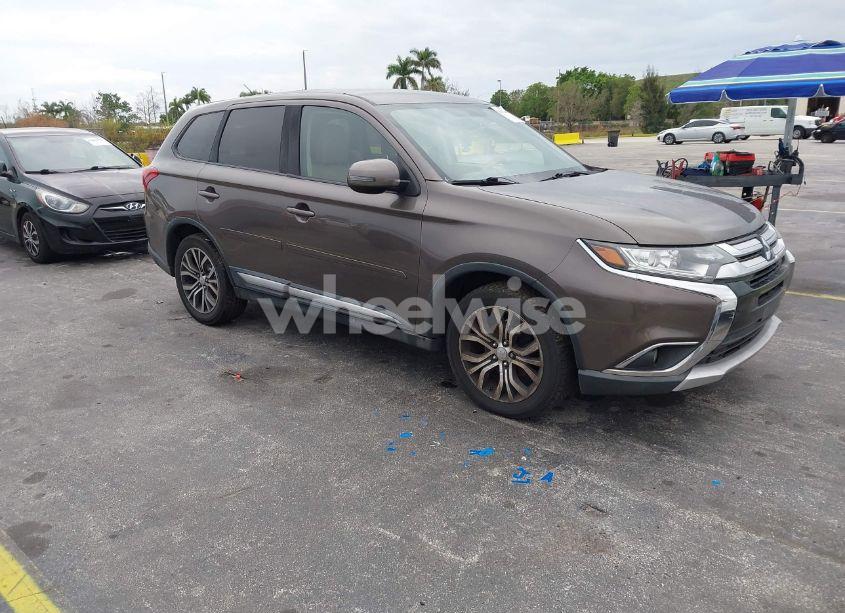 2016 Mitsubishi Outlander SE (VIN JA4AD3A37GZ043768) main photo