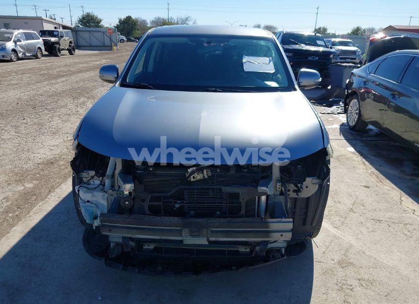 Photo 13 of 2017 Mitsubishi Outlander SE/SEL (VIN JA4AD3A37HZ014143)