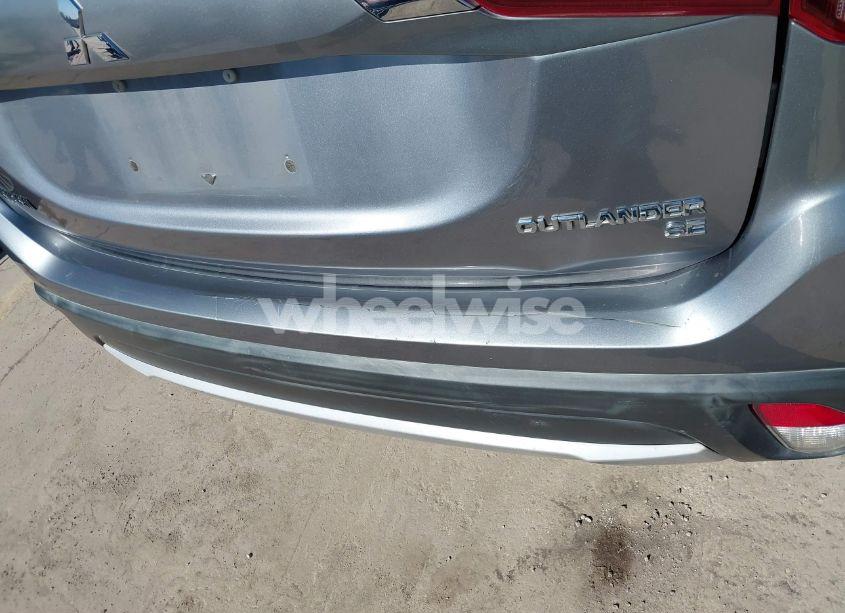 Photo 20 of 2017 Mitsubishi Outlander SE/SEL (VIN JA4AD3A37HZ014143)