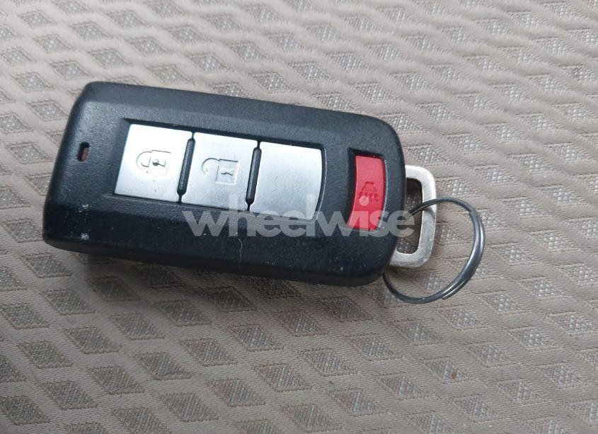 Photo 11 of 2017 Mitsubishi Outlander SE (VIN JA4AD3A37HZ038510)