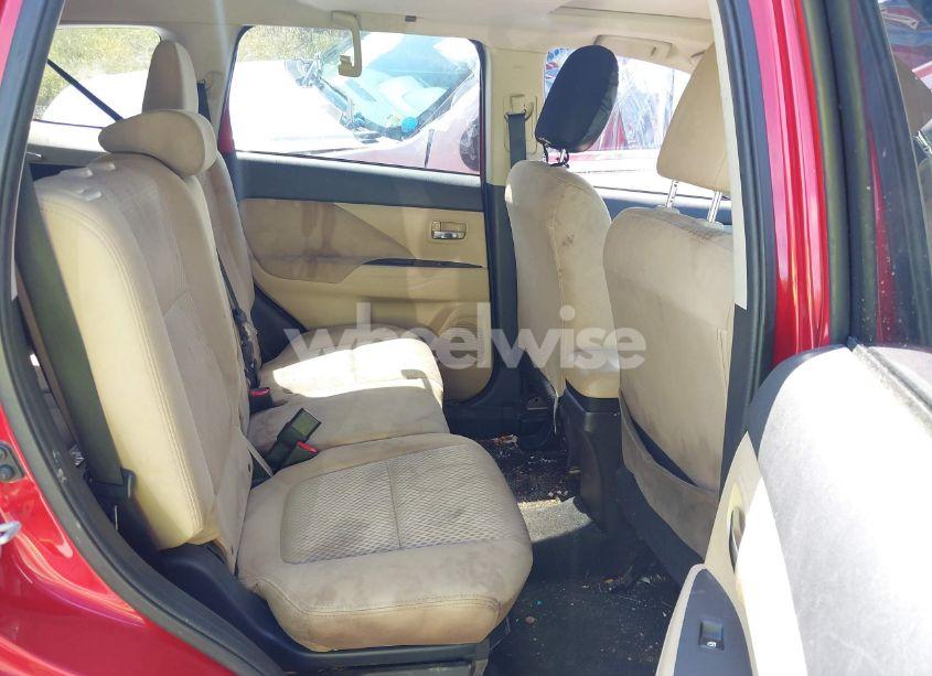 Photo 8 of 2017 Mitsubishi Outlander SE (VIN JA4AD3A37HZ067439)