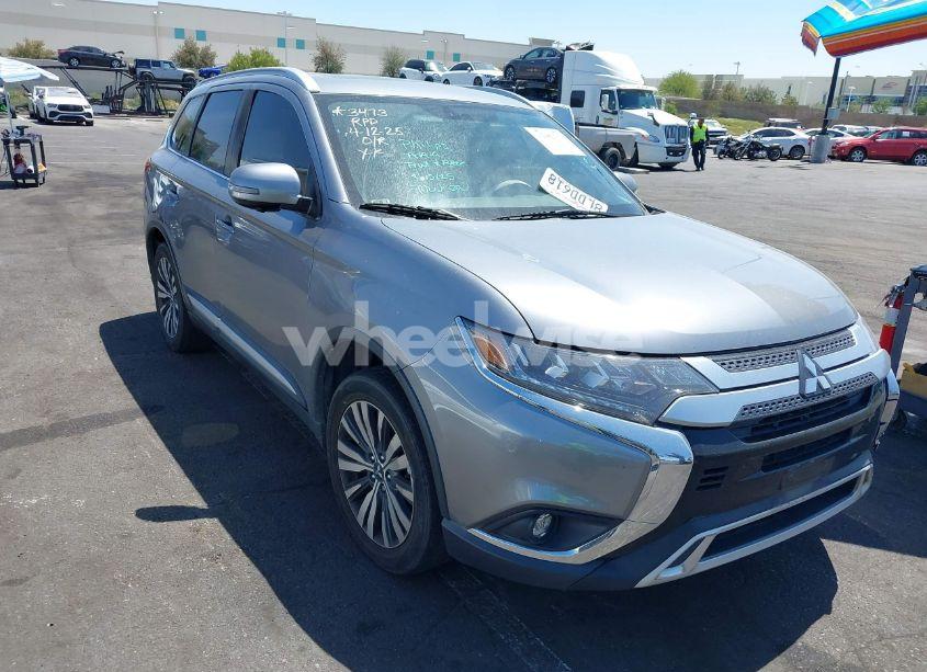 2019 Mitsubishi Outlander SEL (VIN JA4AD3A37KZ055136) main photo