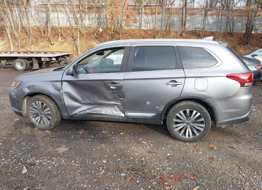 Photo 14 of 2020 Mitsubishi Outlander SEL 2.4 (VIN JA4AD3A37LJ001688)