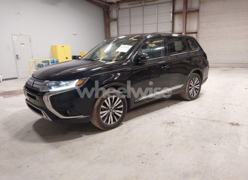 Photo 2 of 2020 Mitsubishi Outlander SE 2.4 (VIN JA4AD3A37LZ024101)