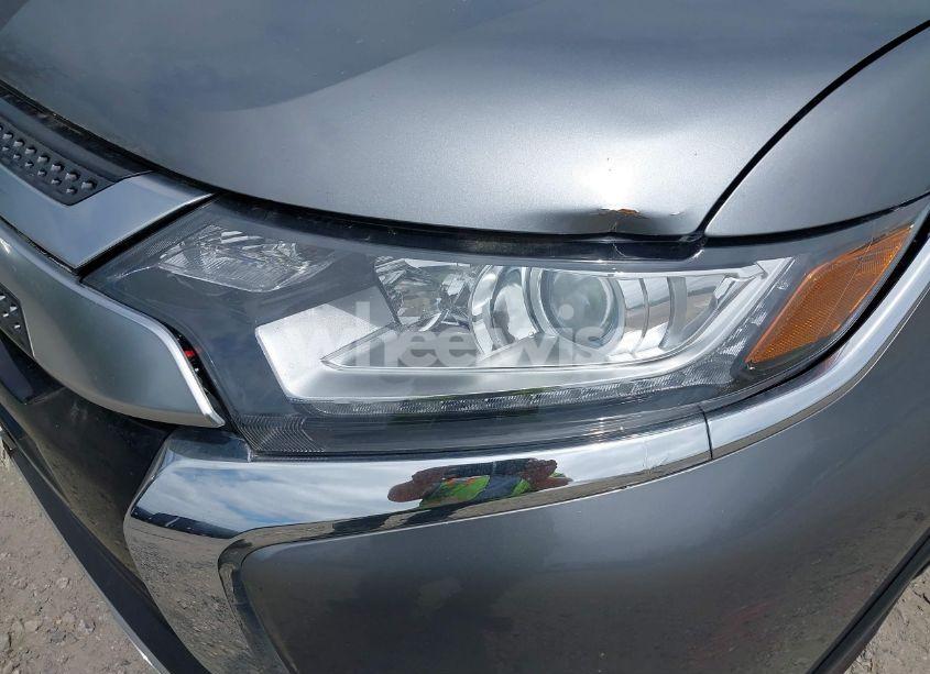 Photo 16 of 2020 Mitsubishi Outlander SE 2.4 (VIN JA4AD3A37LZ044719)