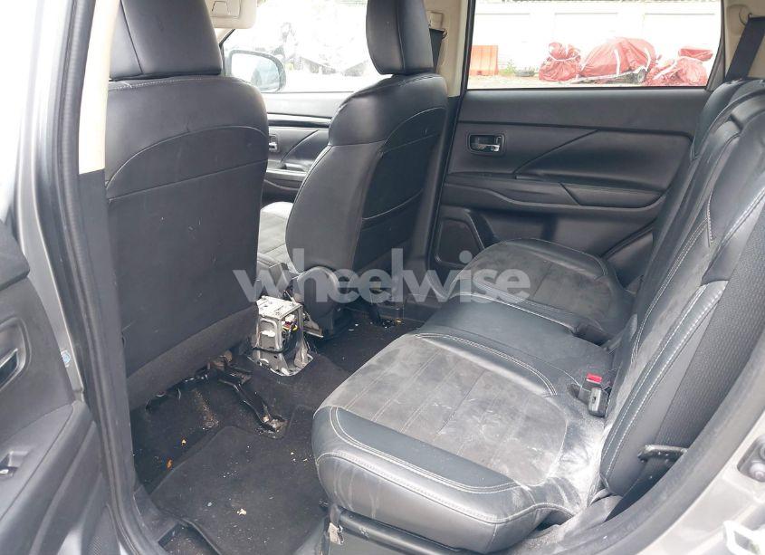 Photo 8 of 2020 Mitsubishi Outlander SE 2.4 (VIN JA4AD3A37LZ044719)