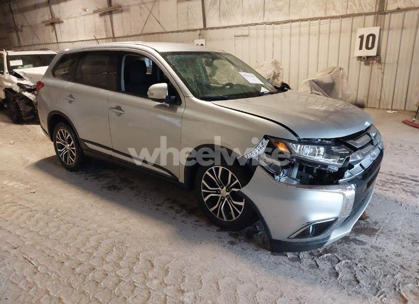 2016 Mitsubishi Outlander SE (VIN JA4AD3A38GZ003649) main photo