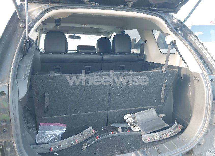 Photo 8 of 2016 Mitsubishi Outlander SEL (VIN JA4AD3A38GZ022377)