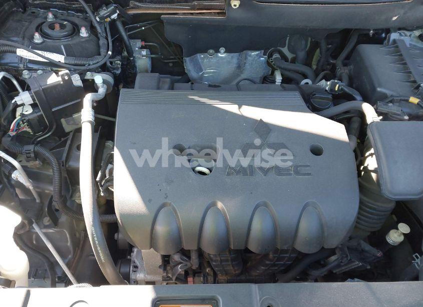 Photo 10 of 2016 Mitsubishi Outlander SE (VIN JA4AD3A38GZ063575)