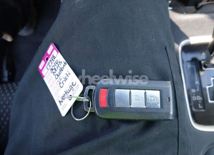 Photo 11 of 2016 Mitsubishi Outlander SE (VIN JA4AD3A38GZ063575)