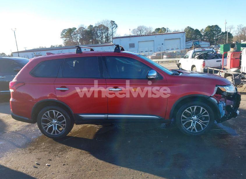 Photo 13 of 2018 Mitsubishi Outlander SE (VIN JA4AD3A38JZ011175)